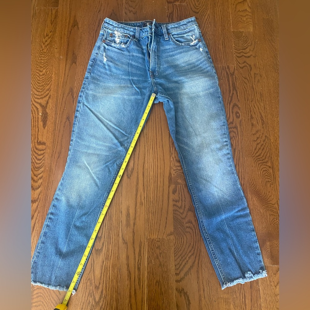 Abercrombie Jeans!